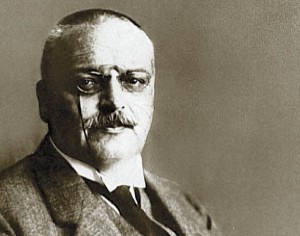 Alzheimerova choroba se charakterizuje jako zrychlené stárnutí mozku a začíná často velmi pozvolna a nenápadně. Na obrázku Alois Alzheimer. Foto: Wikipedia